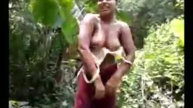 Tamil village aunty pic