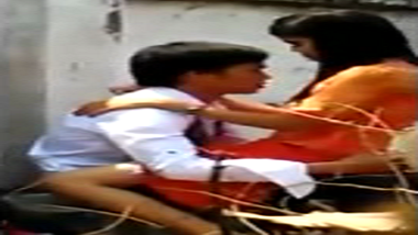 Assamese Xxc - Assam college couple caught fucking outdoor on hidden cam hot ...