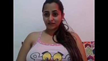 380px x 214px - Desi cam girl masturbating for her fans hot tamil girls porn