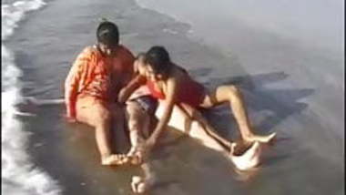 Indian sex fun on the beach hot tamil girls porn