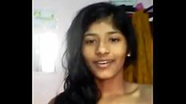 Malayalamselfi - Teen kerala girl showing her naked body for first time hot tamil ...
