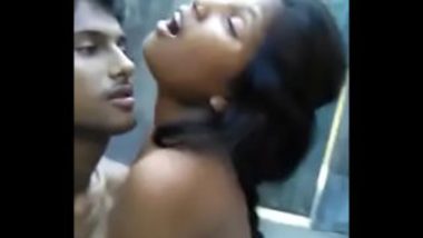 Chote Bache School Xxx Videos - Desi village school girl 8217 s first sex hot tamil girls porn