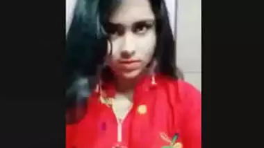 Girl is Very horny,watch her expressions