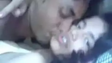 Virgin college desi girl first time fucked and MMS viral