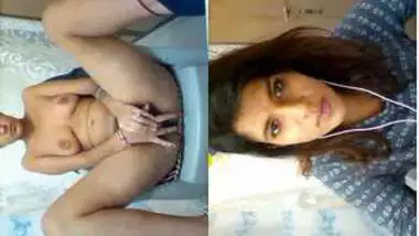 Indian webcam model performs her XXX private show masturbating hairy slit