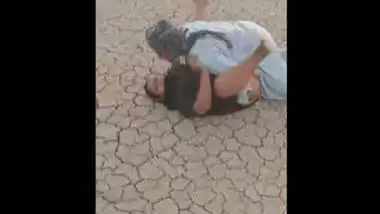 muslim aunty fucked cummed openly in dubai desert begging not to take video