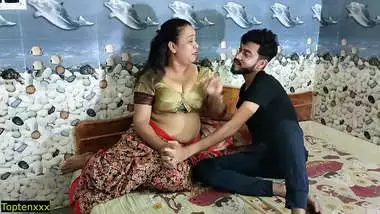 Bengali hot Bhabhi vs young Indian boy!! First amateur sex!