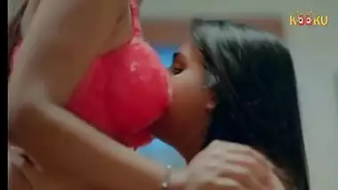 Desi Threesome Video of two hot Girls