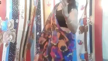 Puja bhabi sexy dance