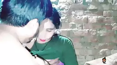 Devar fucks his Bhabhi’s wet pussy in desi sex