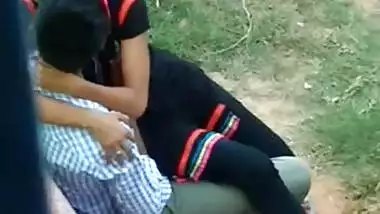 Desi park couple sex video