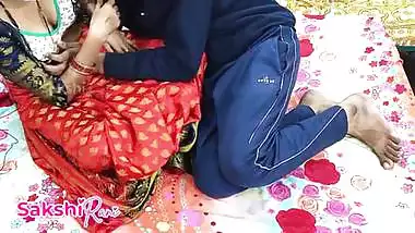 Indian Desi Hot Bhabi Sakshi Ki Chut Ki Garma Garam Chudai, Indian saree sex xxx video hindi dirty talk