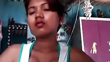 Sexy Bhojpuri Boob Show Solo Selfie Video