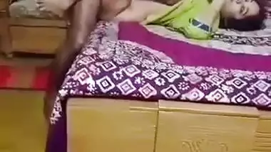 Muslim man fucks his son’s wife in Bangladeshi sex video