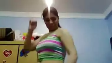 Pakistani Wife Dancing - Movies. video2porn2