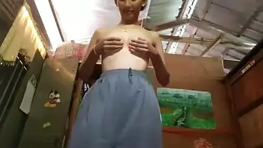 Sexy Manipuri nude MMS video