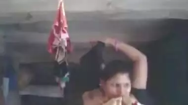 Desi Ruby bhabhi stripping saree playing with melons