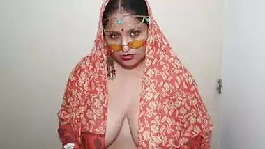 Indian XL girl - Namaste and cum swallow