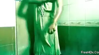 Married guy can jerk off watching porn video where Indian takes a shower
