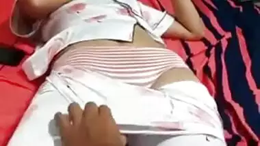 Desi guy undresses GF to touch her sweet XXX pussy on the camera