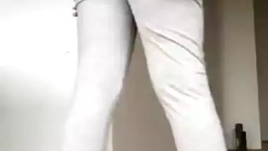 Desi Teen Showing Ass