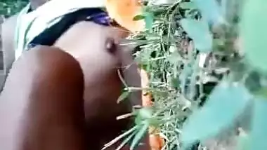Desi Dehati girl fucked in jungle by her boyfriend
