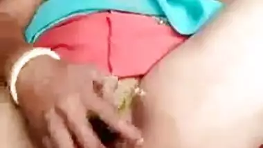 Dehati sexy wife masturbating pussy movie scene