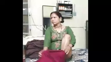 Mature Indian woman shows XXX assets not knowing about hidden sex cam