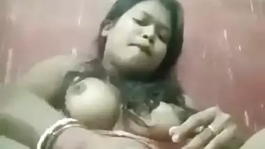 SuperHorny Bengali Boudi Fingering & Masturbating