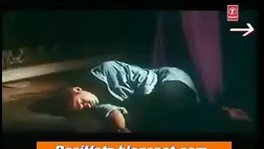 Desi sexy hot actress swathi romance with young boy