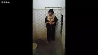 Desi girl stripping in bathroom