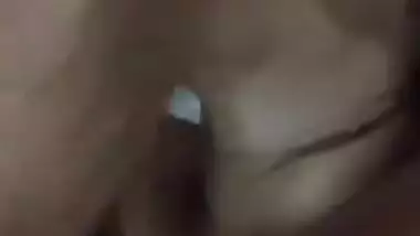 Desi woman has lips smeared with sperm by her XXX lover close-up MMS