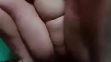Desi Bhabhi Showing Her boobs and Pussy