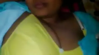 Desi bhabhi boobs and pussy exposed