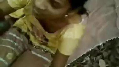 Teen indian girl get fucks in outdoor