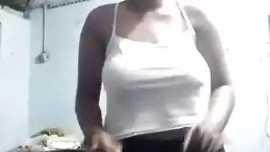 Tamil Girl Showing Boobs