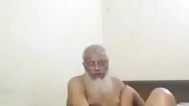 Desi Mature Old Uncle Fucking With Old Aunty