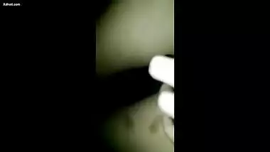 Slim Paki Girl Showing n Fingering Pussy