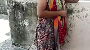 Boy seduces neighbors Aunty Girl to fuck hard Hindi Audio