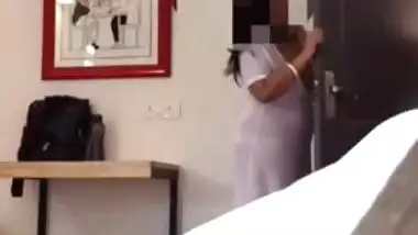 Desi rich bitch welcomes XXX servant in a very sex appealing dress