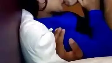 Desi Beautiful Girl Hot Moments with BF Kissing Deepthroat Blowjob