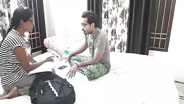 Indian College Friends Sex While Studying