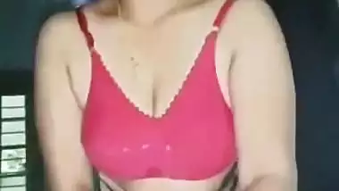 Big boobs mallu chechi handjob and viral blowjob