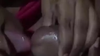 Desi Hot Aunty Giving a Hoot BJ After party