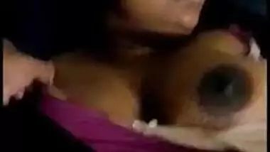 Srilankan big boob girl nude boobs show
