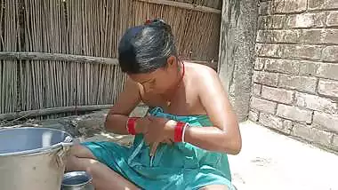 Village bhabhi nude bath outdoors with devar
