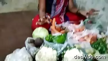 priya bhabhi role play as vegetable vendor
