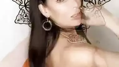 Sofia Hayat Nude teasing video