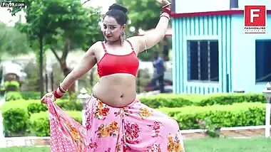 Desi sexy bhabi really hot photoshot