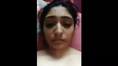 Sexy Pakistan desi girl in shalwar suit and...